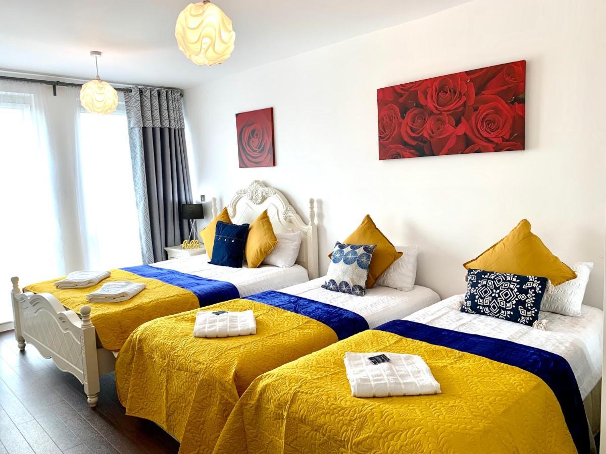 2-Bedrooms Modern Apartment Next To Velodrome, Lounge, Balcony, Parking, Abba Лондон Экстерьер фото