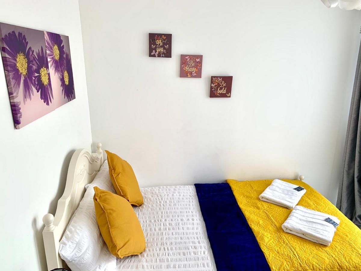 2-Bedrooms Modern Apartment Next To Velodrome, Lounge, Balcony, Parking, Abba Лондон Экстерьер фото