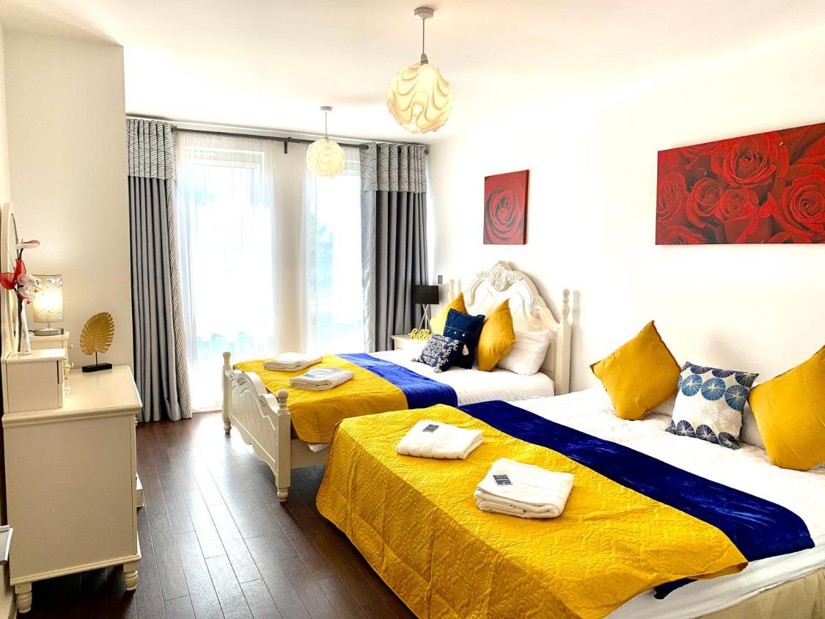 2-Bedrooms Modern Apartment Next To Velodrome, Lounge, Balcony, Parking, Abba Лондон Экстерьер фото